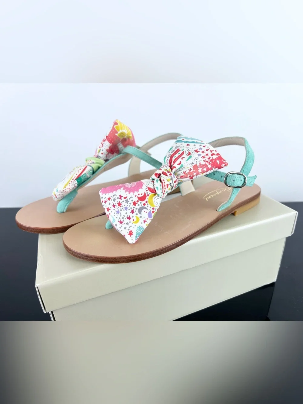 Bonpoint Flat Leather Sandals, Mint, 34 EU
